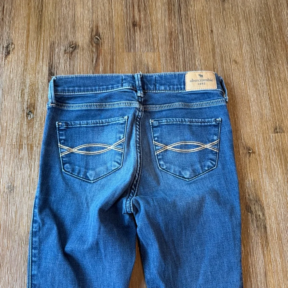 3/27$ Abercrombie girls blue jean legging jegging size 9/10 slim - Picture 5 of 6